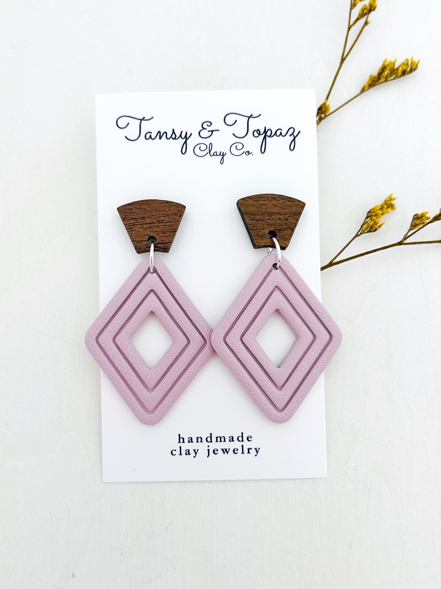 The Jill - Textured Embossed Diamond with Wood Topper