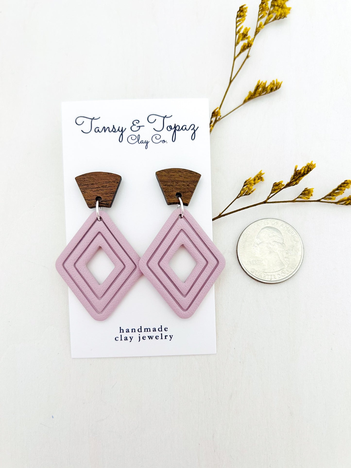 The Jill - Textured Embossed Diamond with Wood Topper