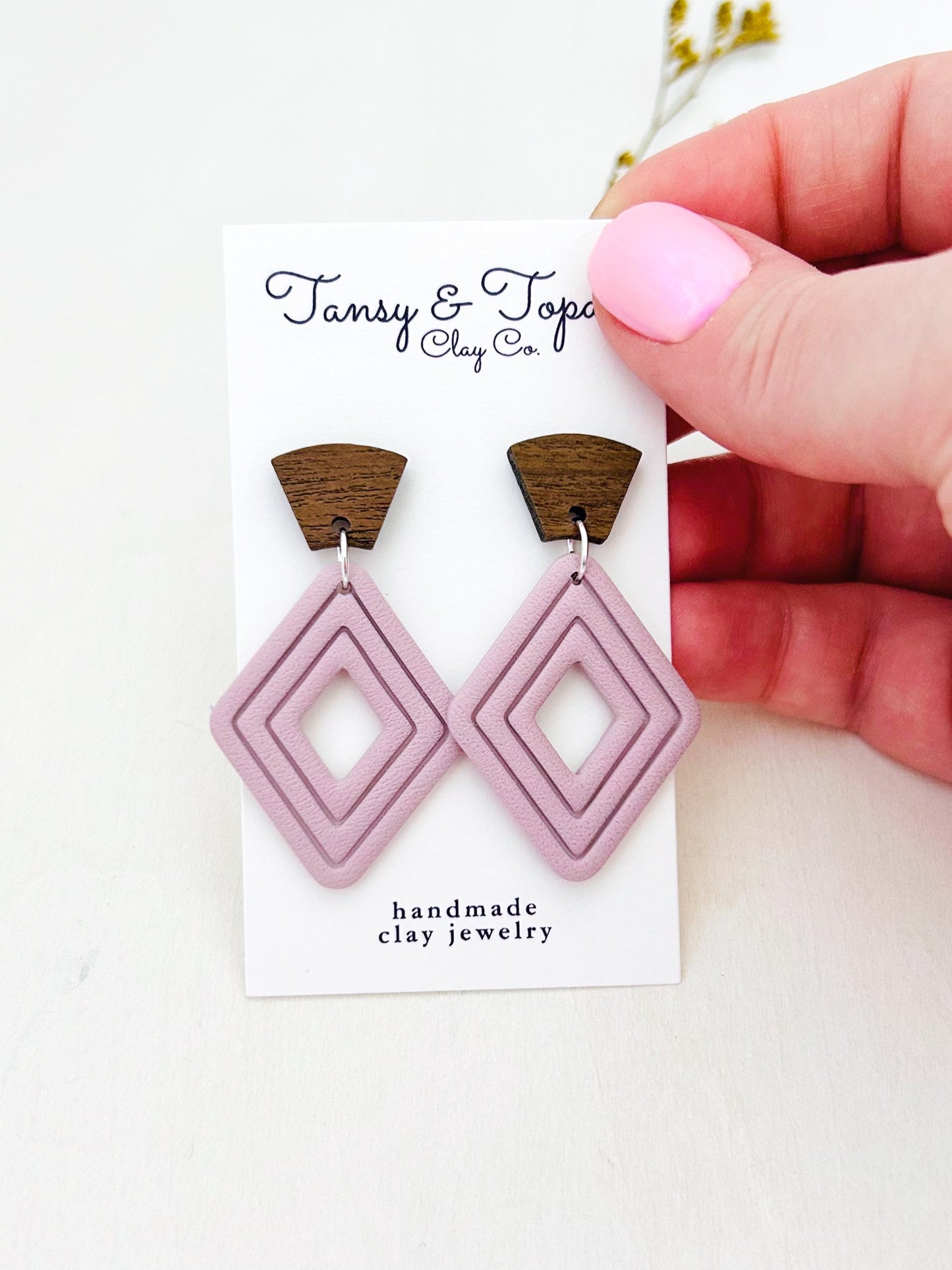The Jill - Textured Embossed Diamond with Wood Topper