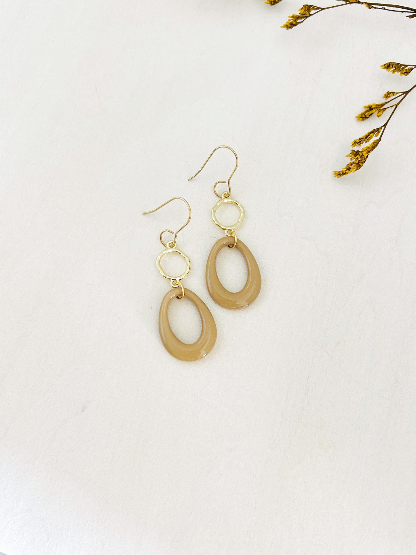 The Dylan - 18k Gold Minimalist Oval Dangle Earrings
